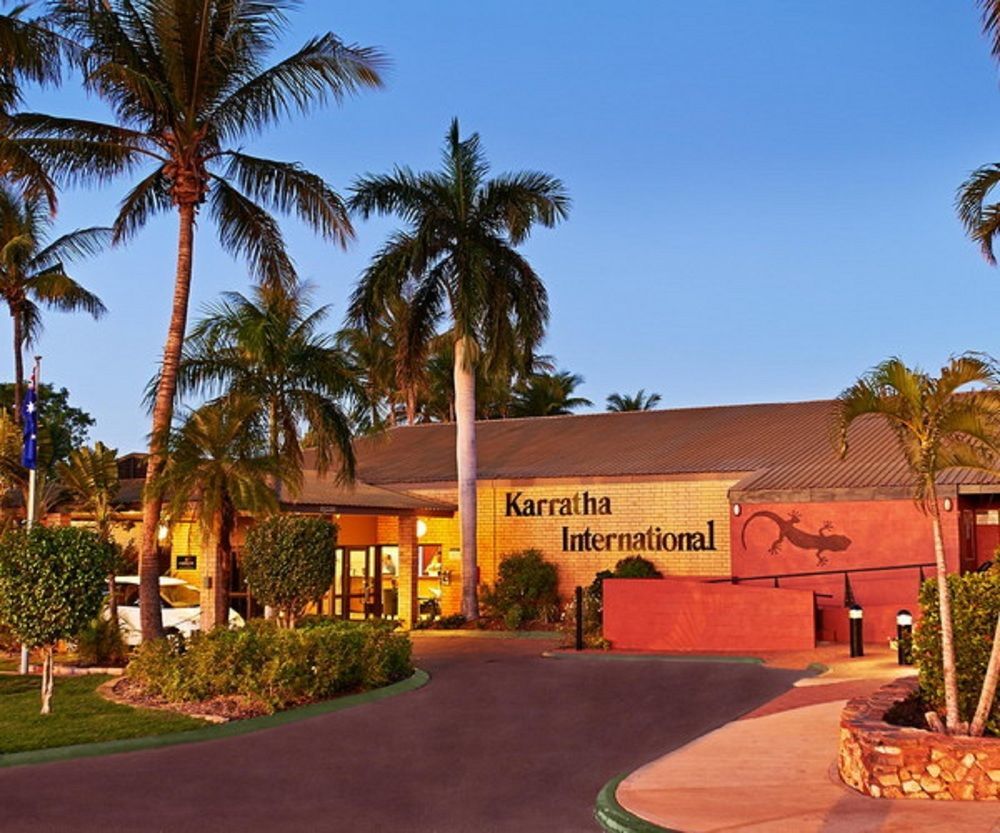 Karratha International Hotel Bagian luar foto