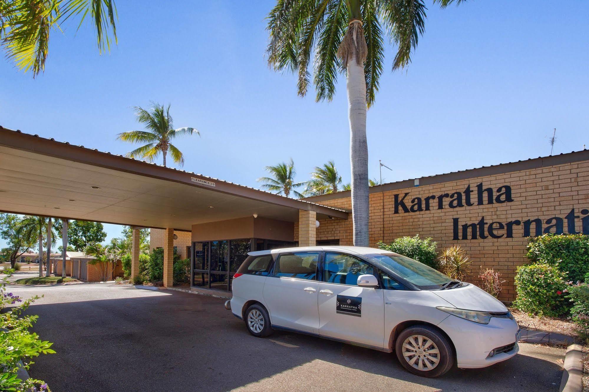 Karratha International Hotel Bagian luar foto